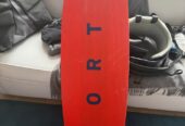 North Prime Freeride Kiteboard with Handle, Foots Straps, and Fins 138 x 41