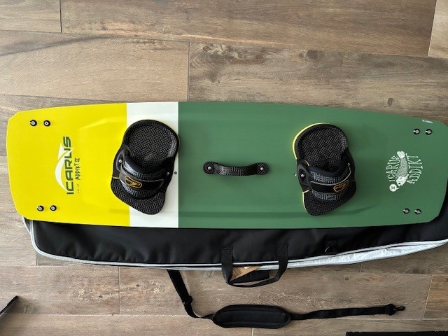 Kiteset: Ozone Catalyst 12m V3 Ruby and Contact V4 bar